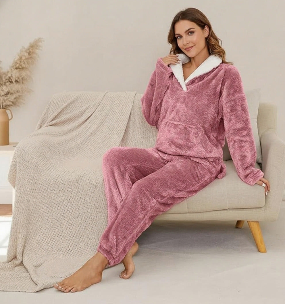 soft women’s winter pyjamas – cozy fleece 2 piece loungewear