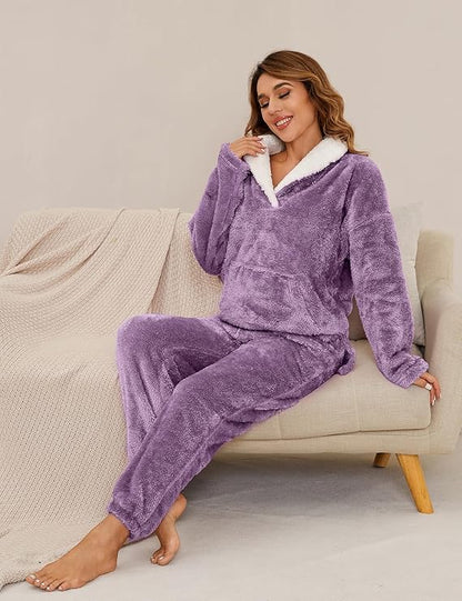 Soft Women’s Winter Pyjamas – Cozy Fleece 2 Piece Loungewear